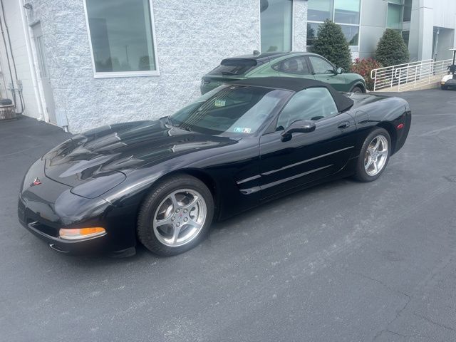 2002 Chevrolet Corvette Base Convertible photo 2