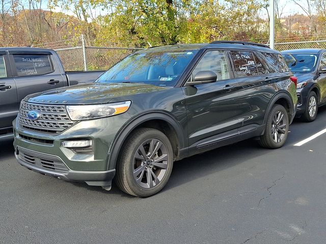 2021 Ford Explorer XLT photo 2