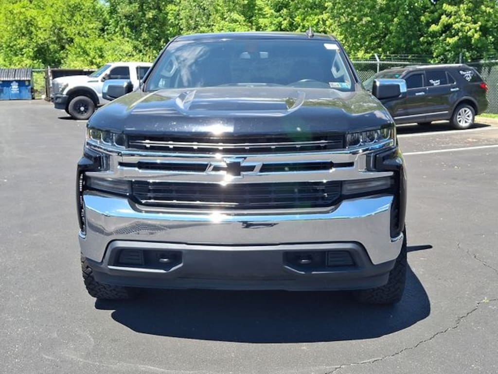 Used 2020 Chevrolet Silverado 1500 LT Truck Crew Cab