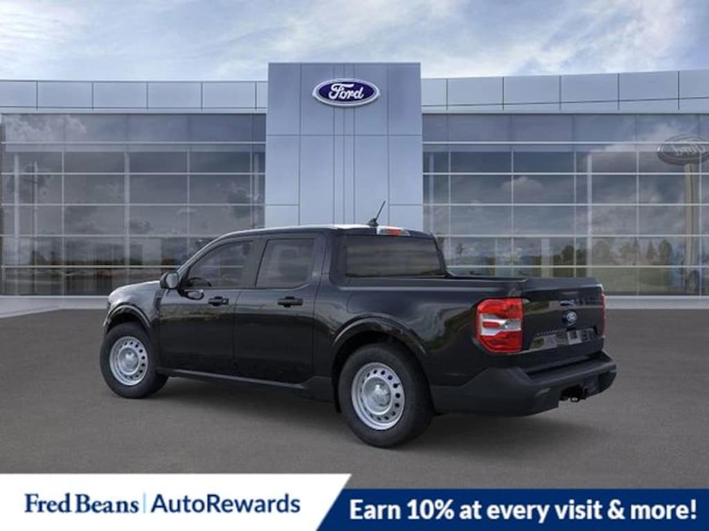 New 2025 Ford Maverick XL Truck SuperCrew