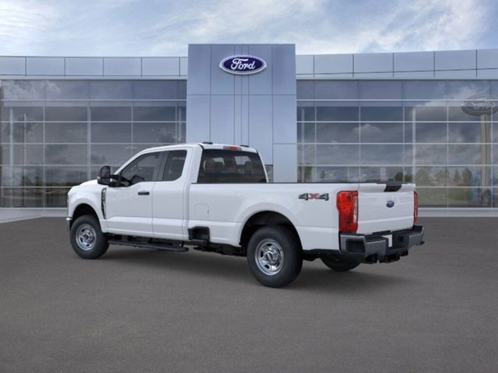 New 2025 Ford F-250 XLT Truck Super Cab