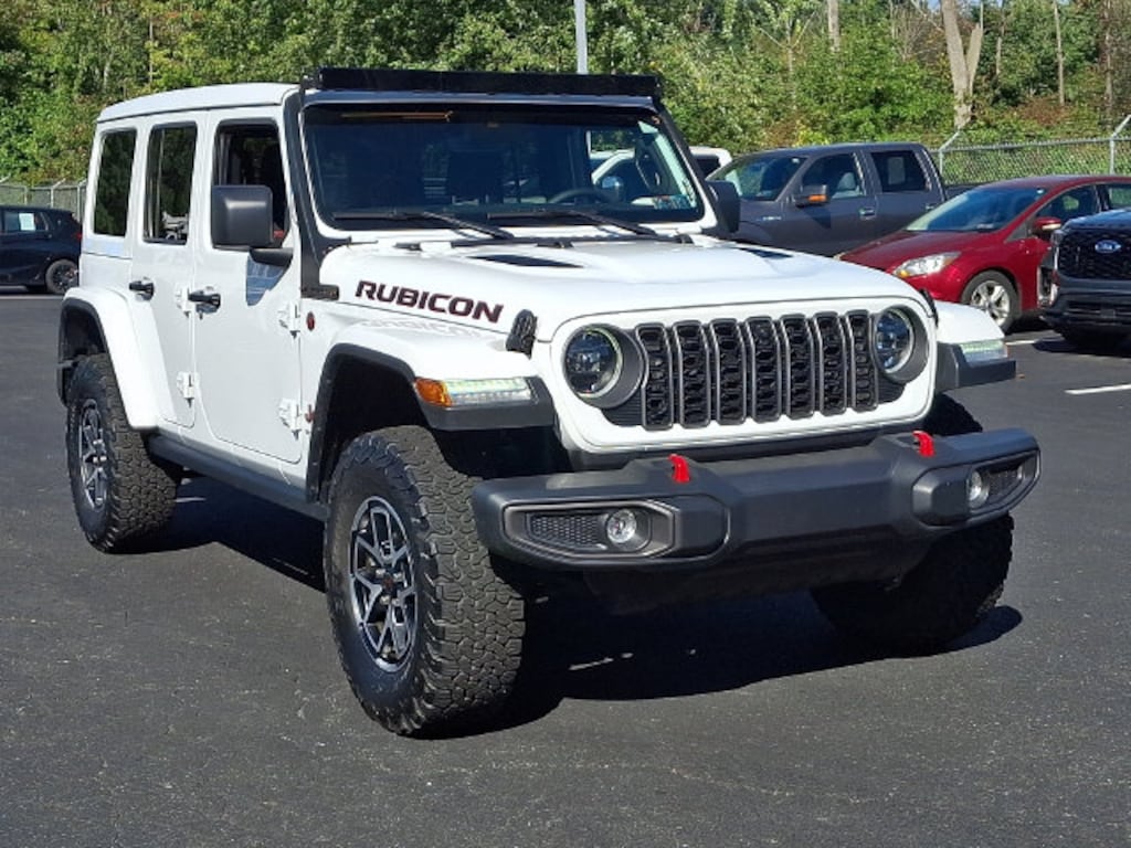 Used 2025 Jeep Wrangler Rubicon SUV