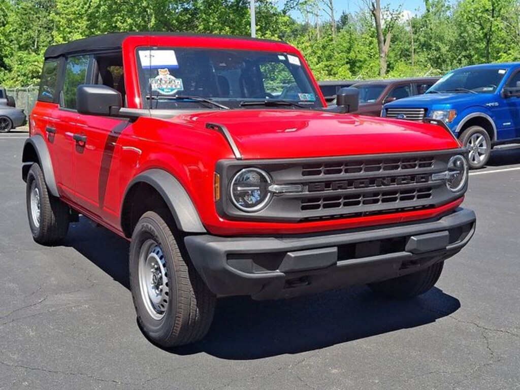 Used 2023 Ford Bronco Base SUV
