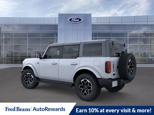 2025 Ford Bronco Outer Banks photo 4