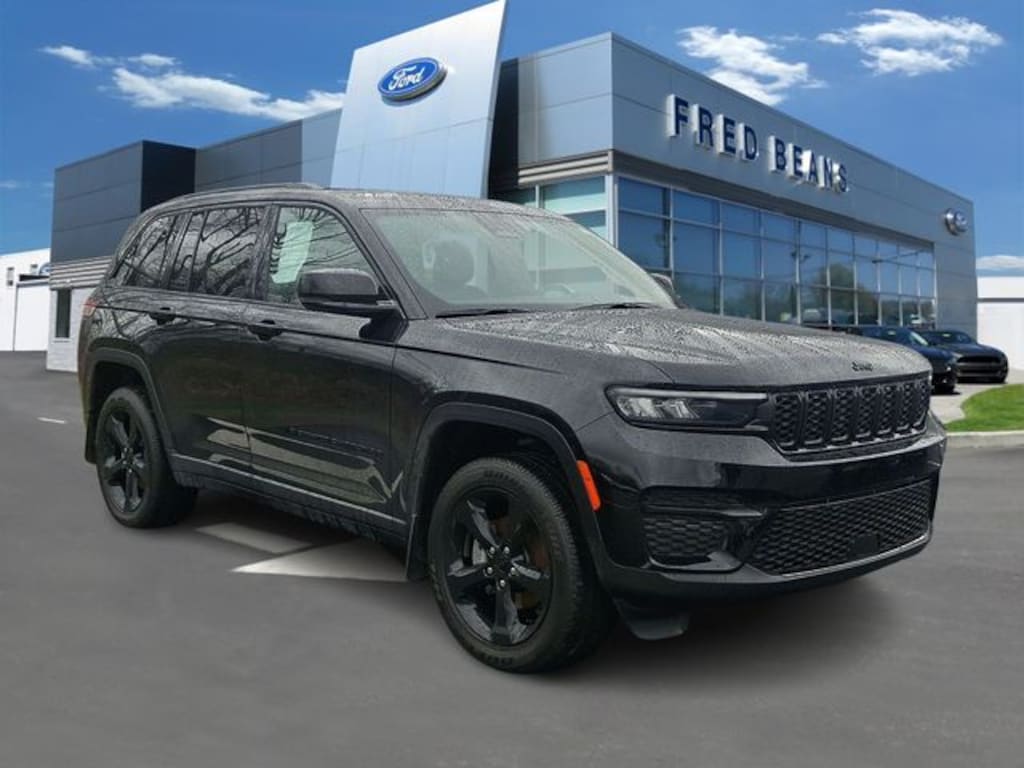 Used 2025 Jeep Grand Cherokee Altitude X SUV