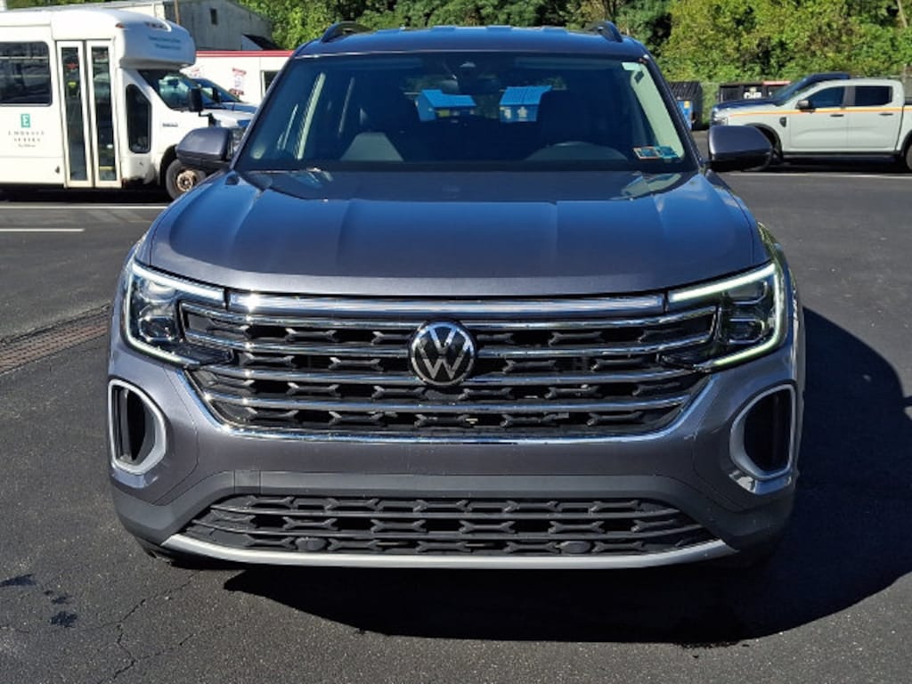 Used 2024 Volkswagen Atlas 2.0T SE SUV