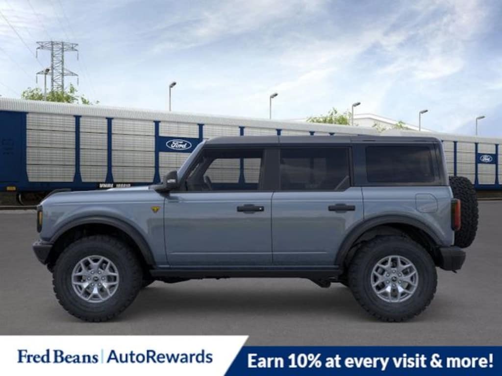 New 2025 Ford Bronco Badlands SUV