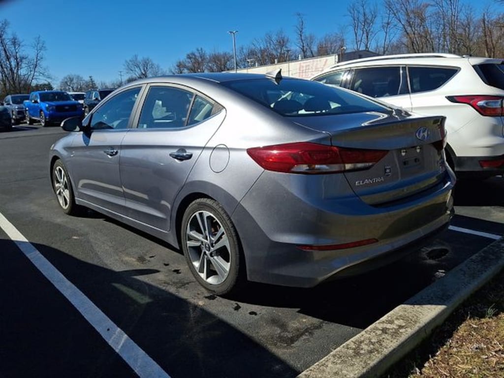 Used 2017 Hyundai Elantra Limited Sedan