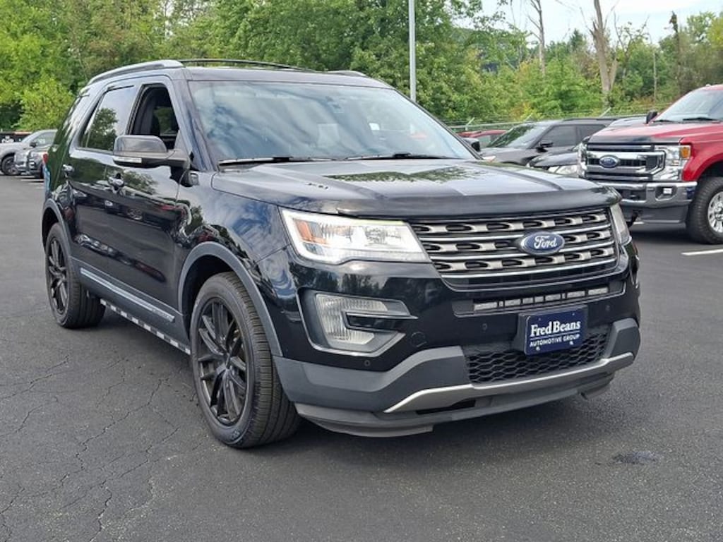 Used 2017 Ford Explorer XLT SUV