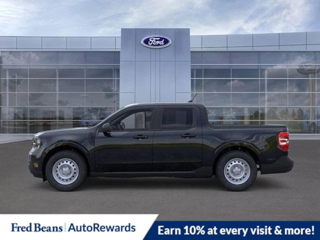 New 2025 Ford Maverick XL Truck SuperCrew