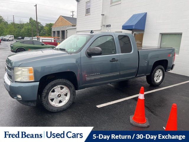 2010 Chevrolet Silverado 1500 LT 4X4 Extended Cab MWB's photo