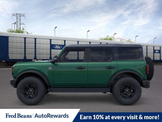 2025 Ford Bronco Outer Banks photo 3