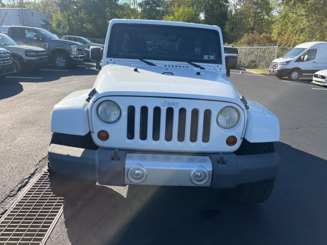 2011 Jeep Wrangler Unlimited Sahara photo 3
