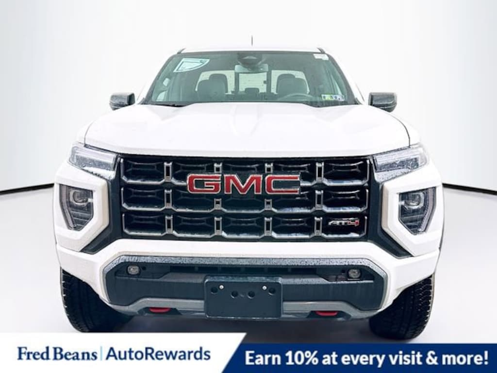 New 2025 GMC Canyon AT4 Truck