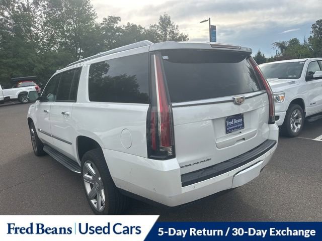 2018 Cadillac Escalade ESV Luxury photo 4