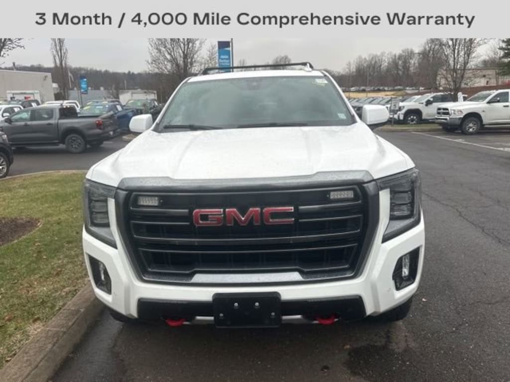 Used 2022 GMC Yukon XL AT4 SUV