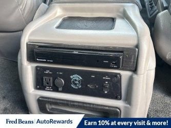 2025 GMC Savana Cargo Work Van - Photo 17
