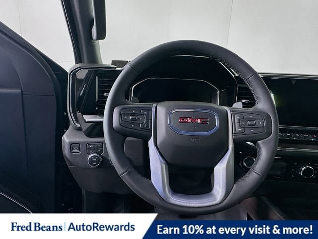 2026 GMC Sierra 1500 SLT - Photo 7