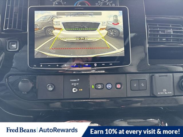 2025 GMC Savana Cargo Work Van - Photo 11