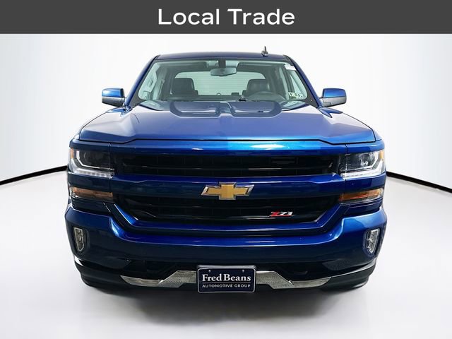 2018 Chevrolet Silverado 1500 LT photo 2