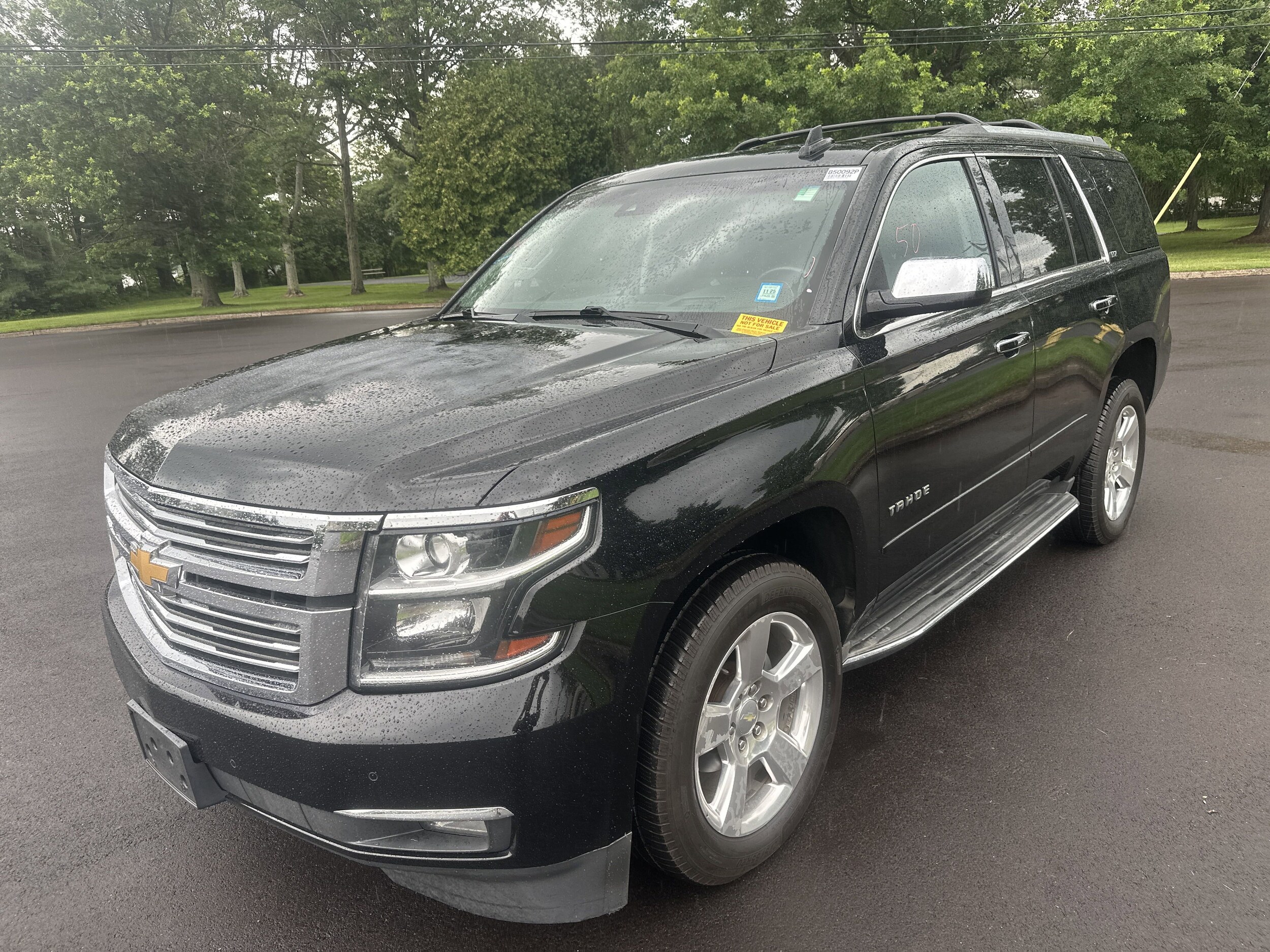 2016 Chevrolet Tahoe LTZ photo 3