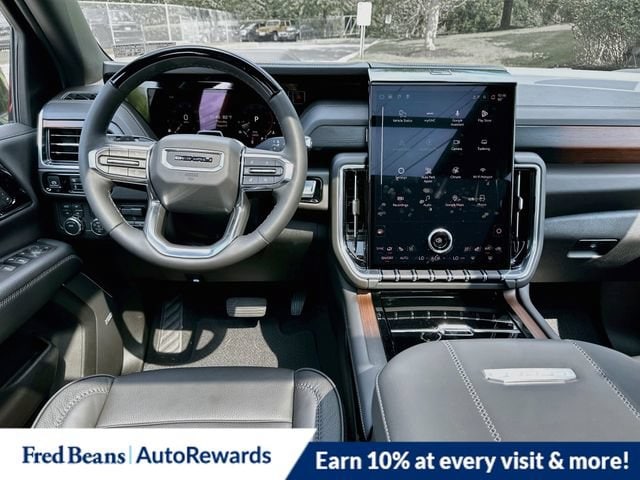 2026 GMC Yukon XL Denali - Photo 16