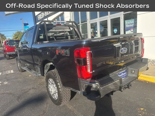 2023 Ford F-350 Lariat photo 4