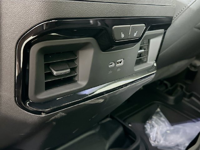 2026 GMC Sierra 1500 AT4 - Photo 15