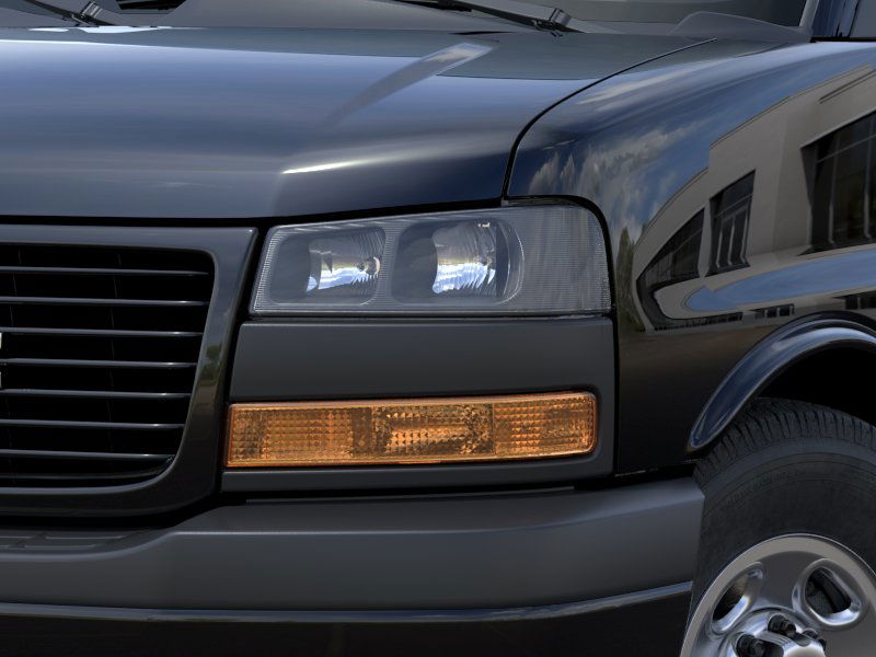 2025 GMC Savana Cargo Work Van - Photo 31