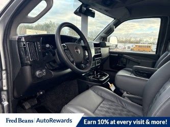 2025 GMC Savana Cargo Work Van - Photo 10