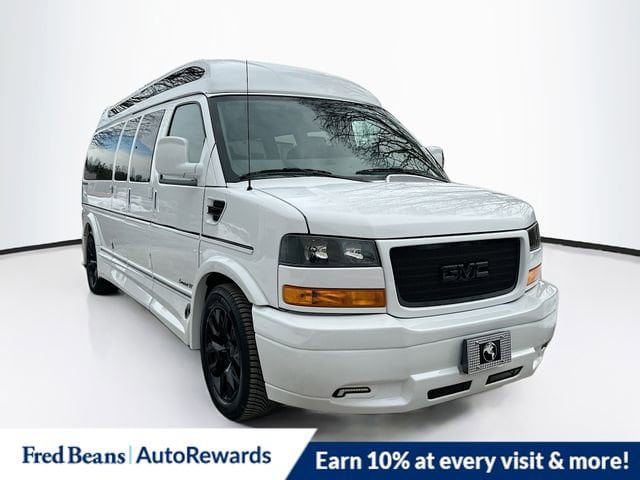 2025 GMC Savana Cargo Work Van's photo