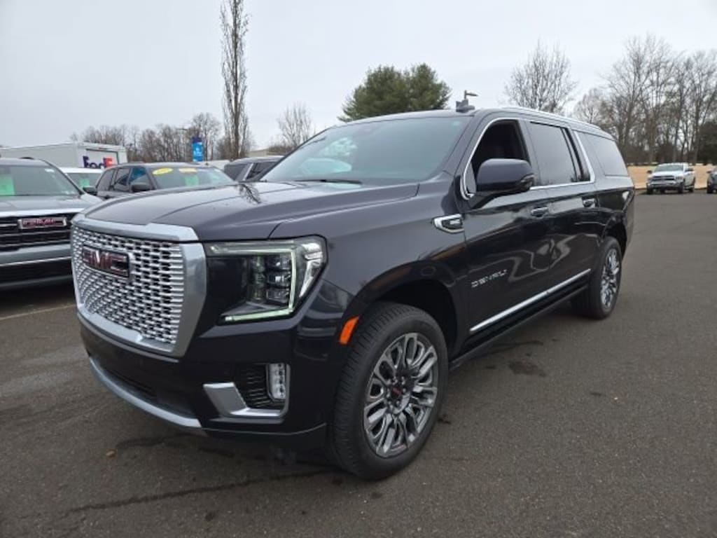 Used 2023 GMC Yukon XL Denali SUV