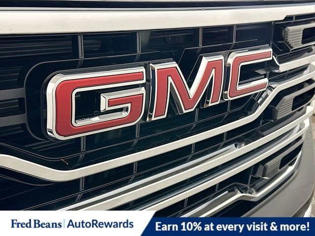 2025 GMC Sierra 1500 SLT - Photo 20