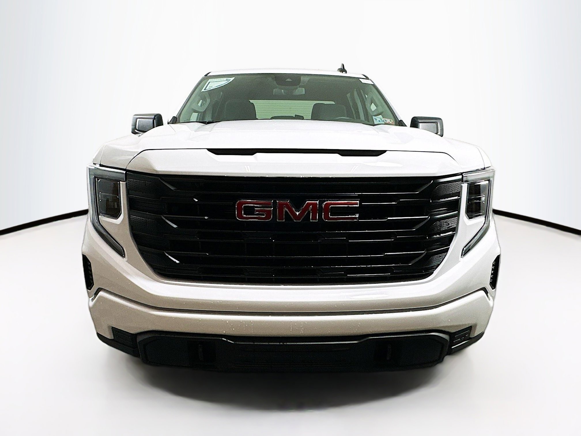 2025 Gmc Sierra 1500 Pro photo 2