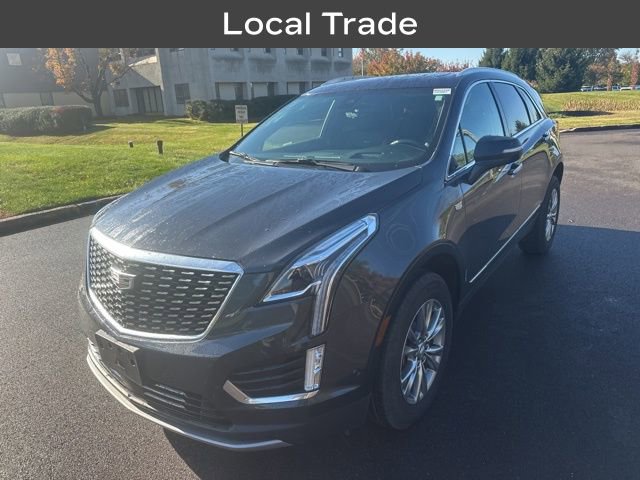 2021 Cadillac XT5 Premium Luxury photo 3