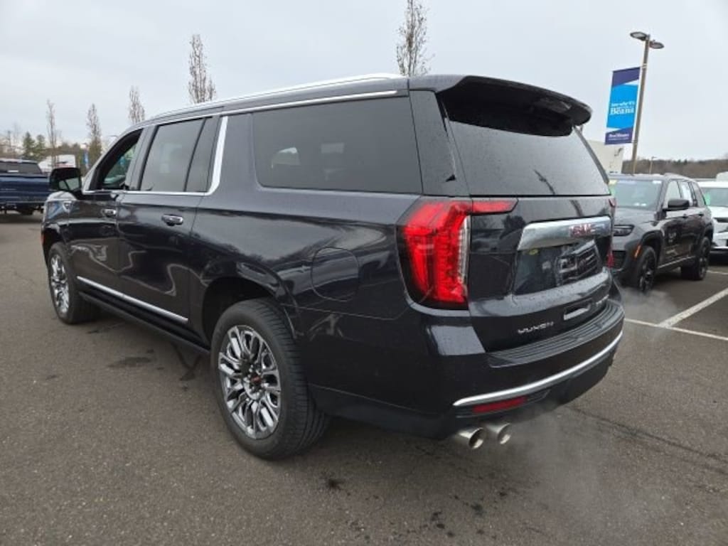Used 2023 GMC Yukon XL Denali SUV