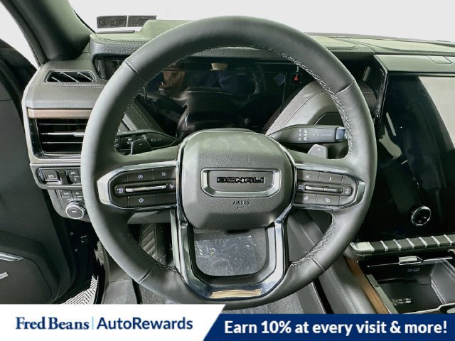2026 GMC Yukon XL Denali - Photo 7