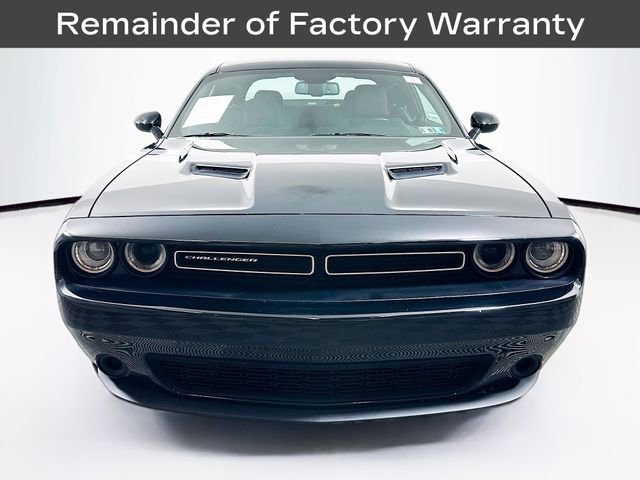 2023 Dodge Challenger SXT photo 2