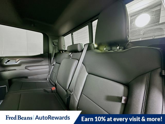 2026 GMC Sierra 1500 SLT - Photo 15