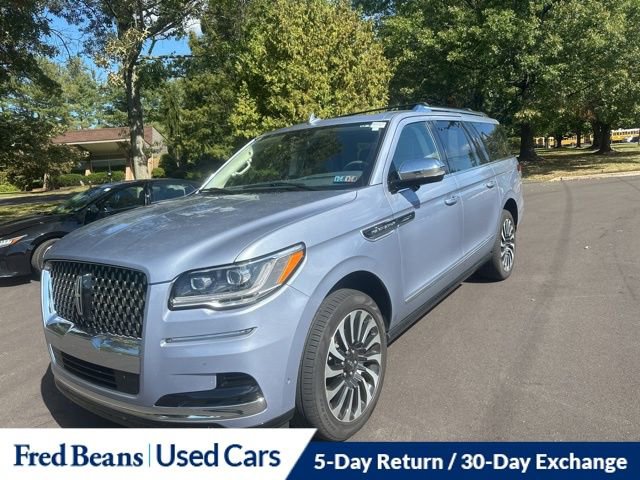 2024 Lincoln Navigator Black Label photo 3