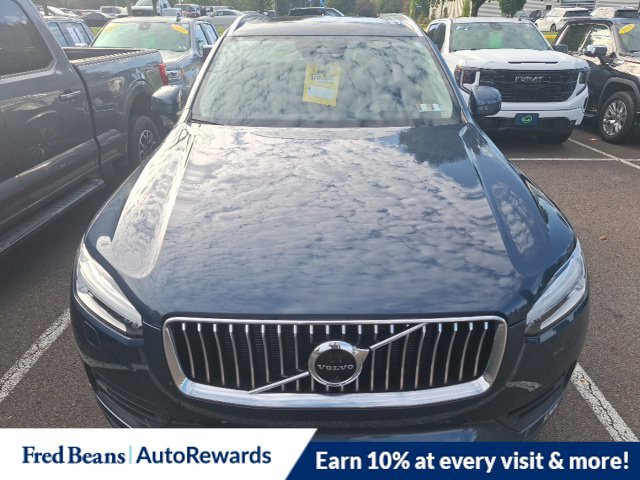 Used 2022 Volvo XC90 Momentum