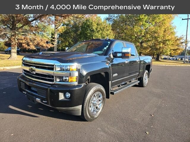 2019 Chevrolet Silverado 3500HD High Country photo 3