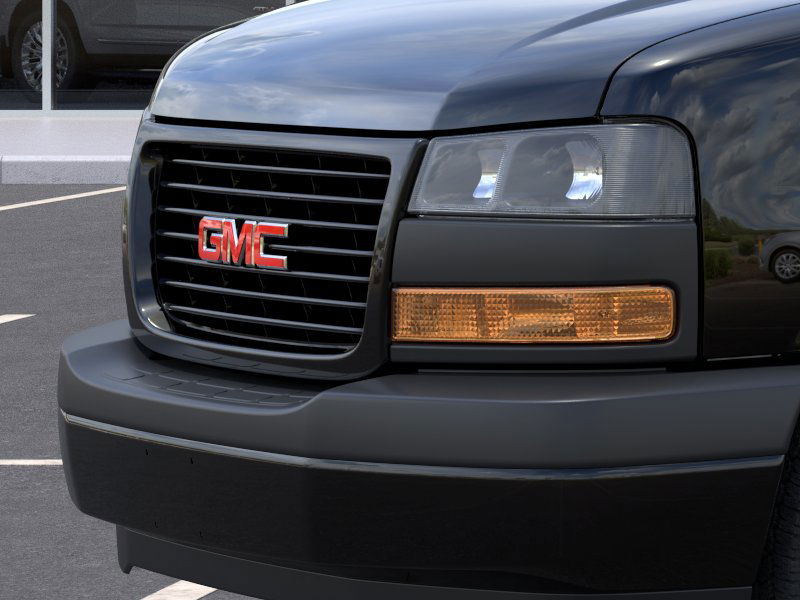 2025 GMC Savana Cargo Work Van - Photo 34