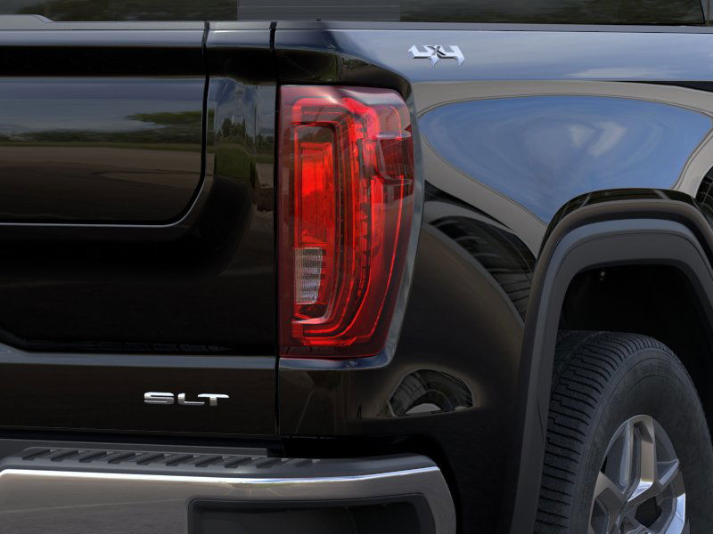 2025 GMC Sierra 1500 SLT - Photo 33
