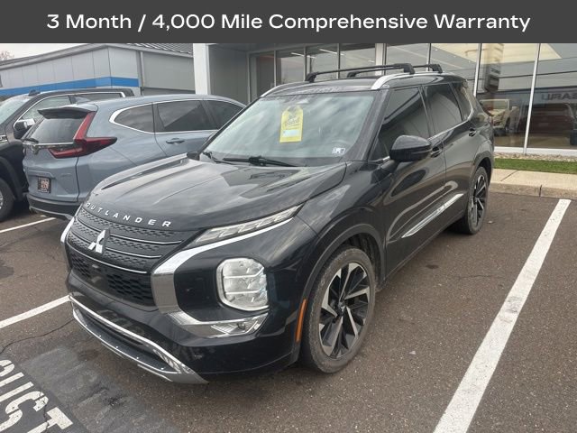 2022 Mitsubishi Outlander SEL photo 3