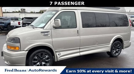 2025 GMC Savana Cargo Work Van Van