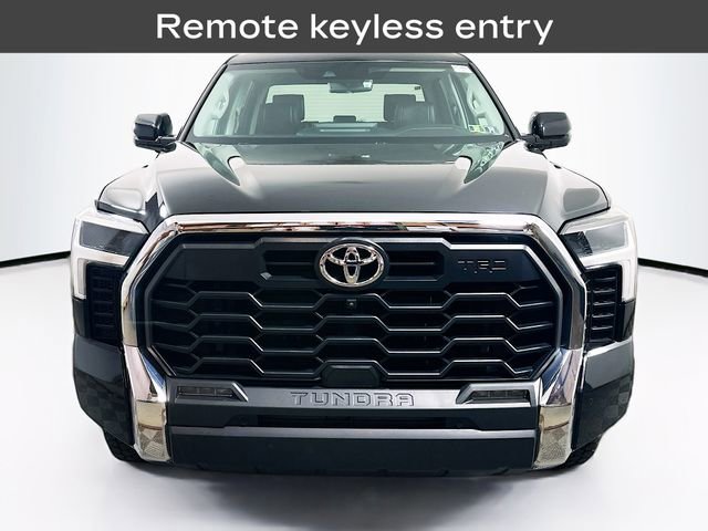 2022 Toyota Tundra SR5 photo 2