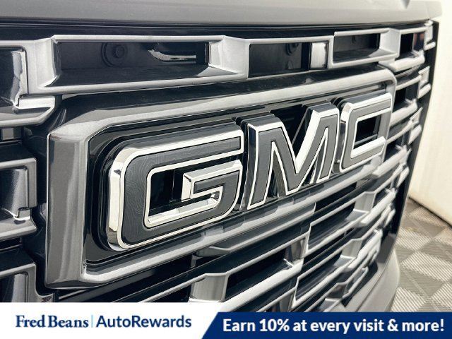 2026 GMC Yukon XL Denali Ultimate - Photo 20