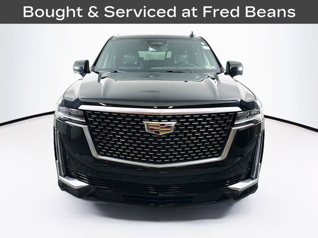2024 Cadillac Escalade ESV Luxury photo 2