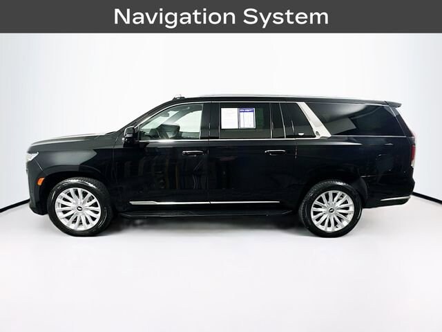 2024 Cadillac Escalade ESV Luxury photo 2